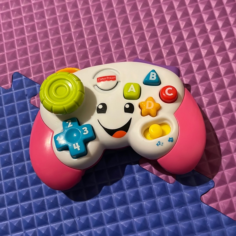 Toys - Fisher Price Laugh & Learn Game and Learn Controller